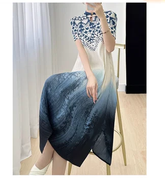 KARŠTO PARDAVIMO Miyake kartus stovėti apykaklės trumpas Rankovės vieną mygtuką stovėti print-Line Suknelė SANDĖLYJE